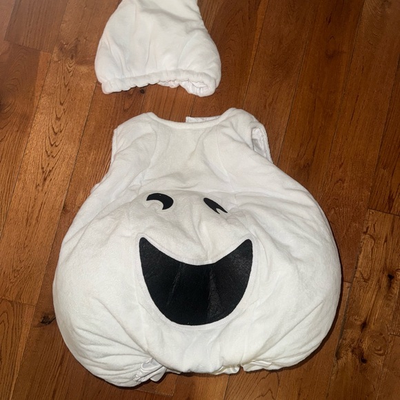 Pottery Barn Ghost Costume - Picture 1 of 3